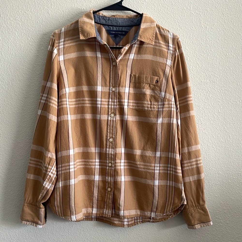 Tommy Hilfiger Plaid Button Down Shirt Size Small